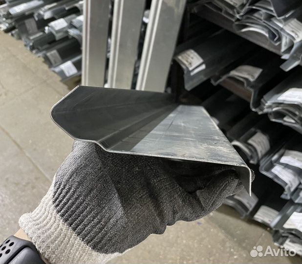 Порог передний правый Dodge Caravan III, Chrysler