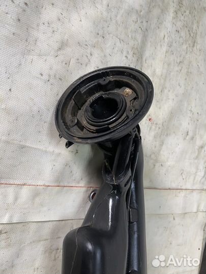 Горловина топливного бака Peugeot 206