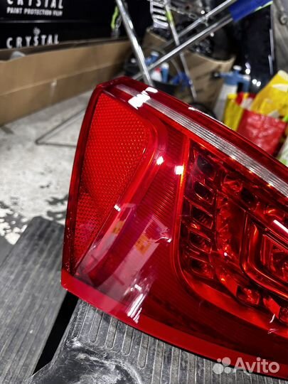 Задний фонарь audi q5 2010г