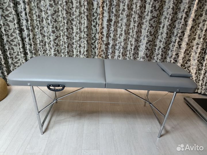 Массажный стол