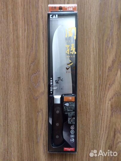 Японский кухонный нож KAI