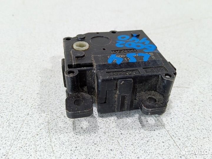 Моторчик заслонки печки 0638001030