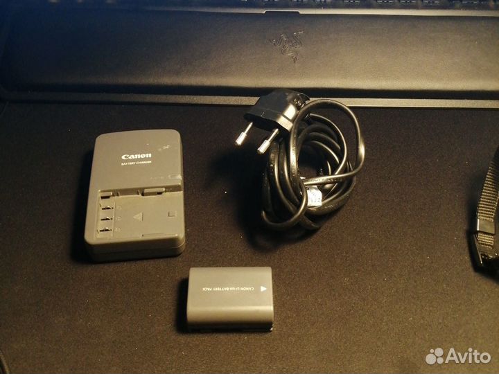 Зеркальный фотоаппарат Canon EOS 350D