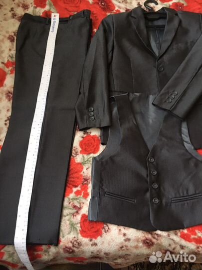 Костюм школьный