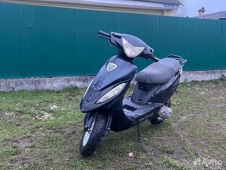 Скутер Vento Corsica