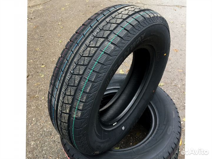 Fronway IcePower 868 245/60 R18 105H