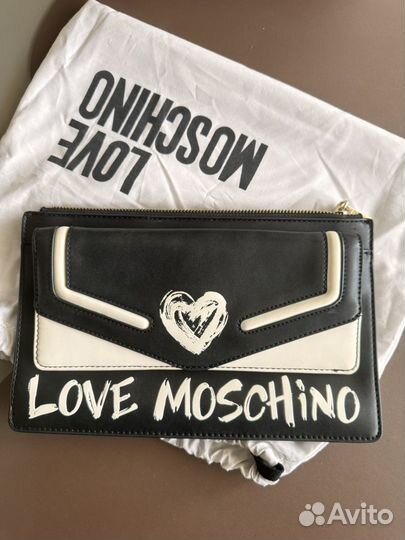 Клатч moschino