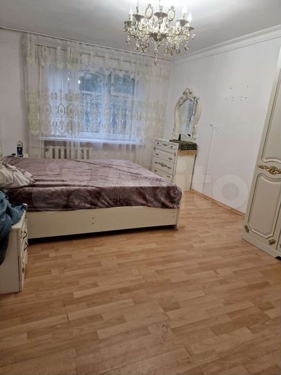 3-к. квартира, 72 м², 1/5 эт.