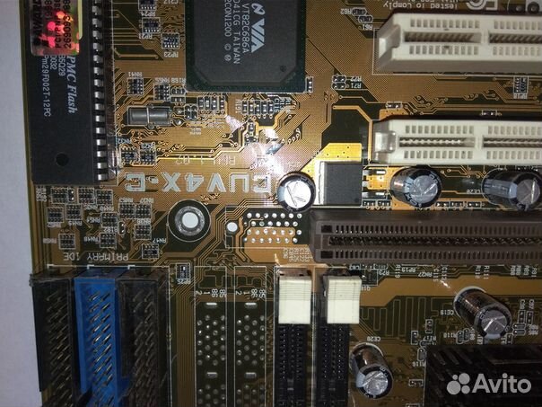 Asus CUV4X-C V694x Socket 370