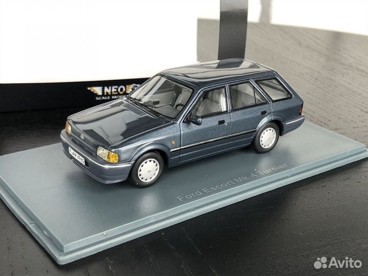 Ford Escort MK 4 Turnier 1986 1:43 NEO