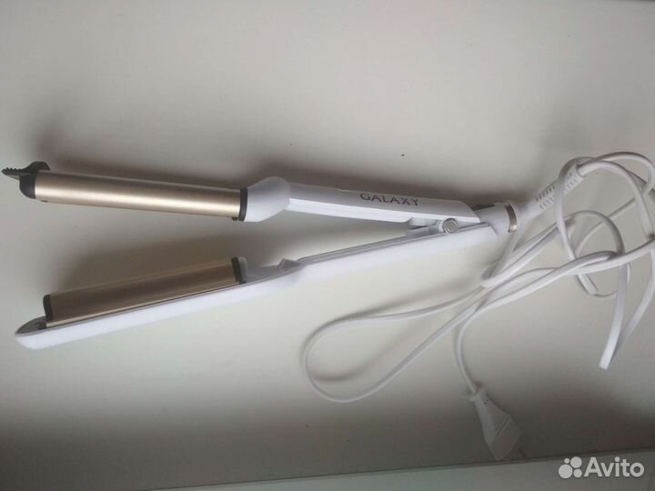 Щипцы для завивки волос