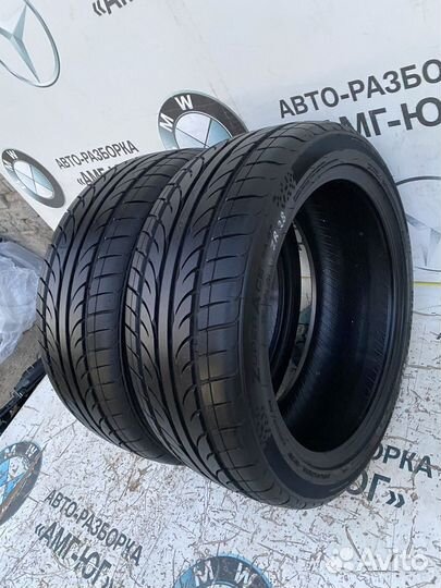 Westlake SA57 245/45 R19 102W