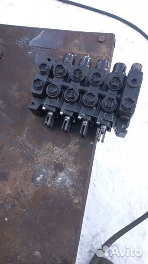 Гидрораспределитель на кму канглим 1256