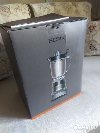 Блендер Bork B501