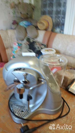 Капсульная кофемашина новая