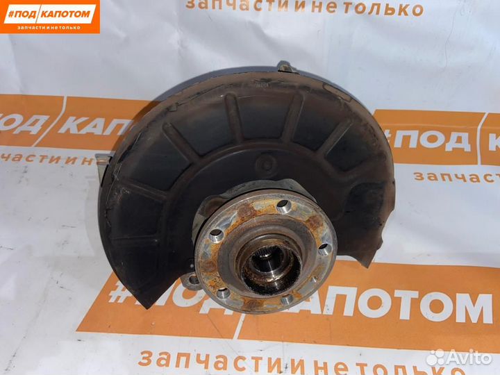 Кулак передний левый Volkswagen Golf 6 2012