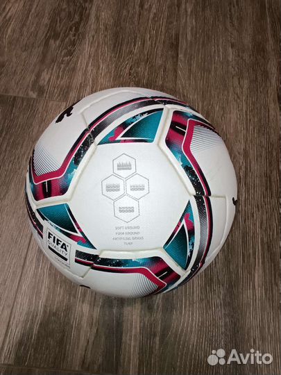 Футбольный мяч puma