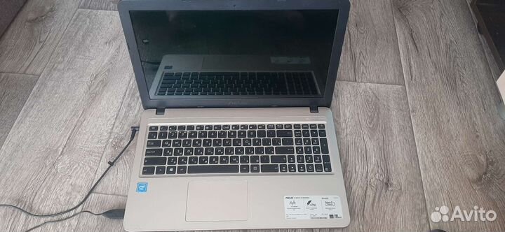 Продам ноутбук Asus R540S