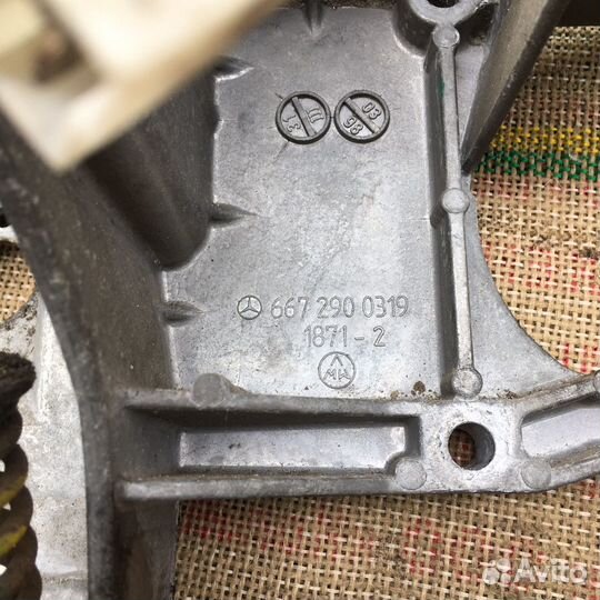 Педальный узел Mercedes w906