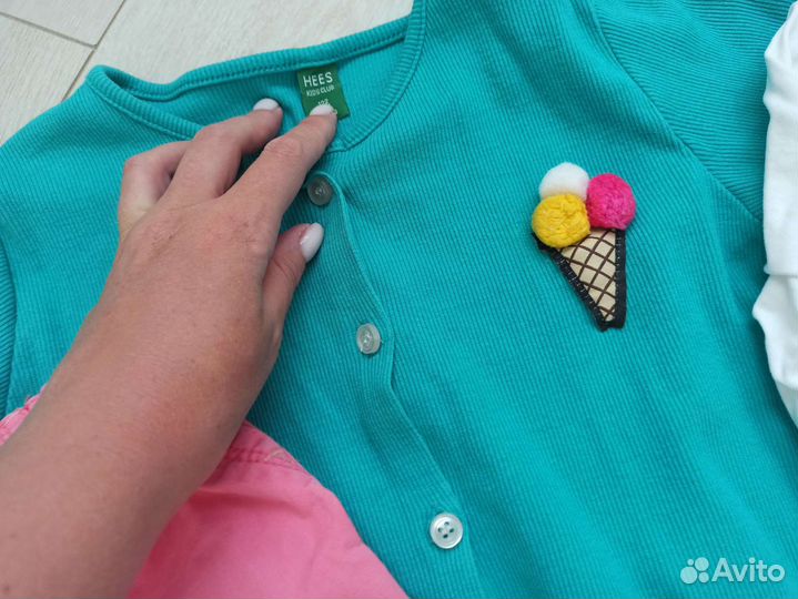 Комплект вещей на девочку, 3-5 лет