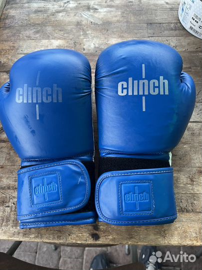 Боксерские перчатки 12 oz clinch