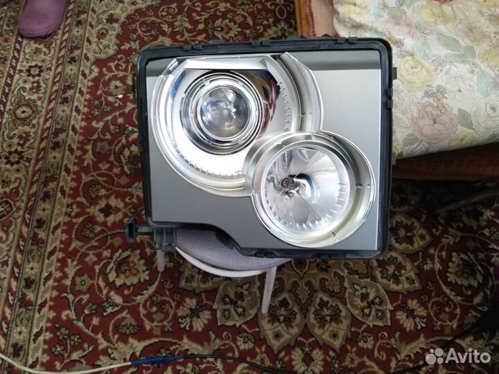 Продам фару переднюю правую Лэнд Ровер L322