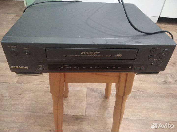 Видеомагнитофон