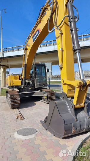 Гусеничный экскаватор Lovol FR330D, 2022