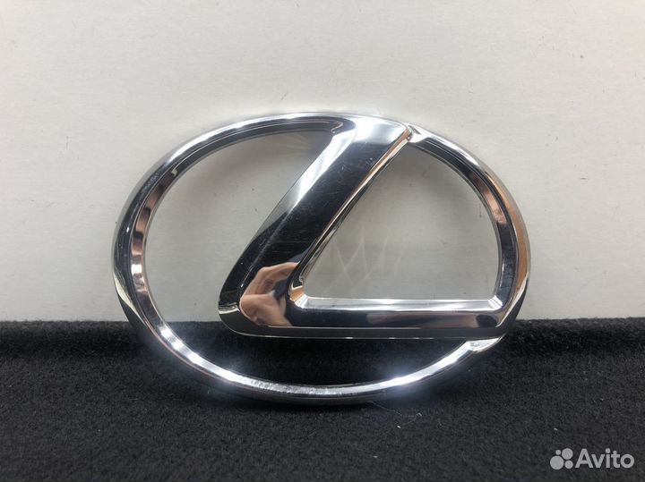 Эмблема Lexus LX 570 2007+
