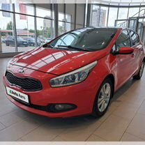 Kia Ceed 1.6 AT, 2015, 202 159 км, с пробегом, цена 1 118 000 руб.