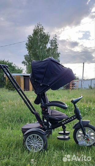 Детский трехколесный велосипед с ручкой bentley