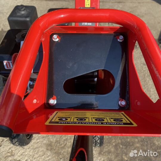 Аренда измельчителя веток бензинового