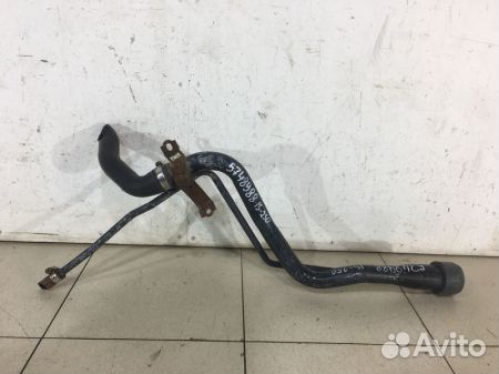 Топливно-заливная горловина