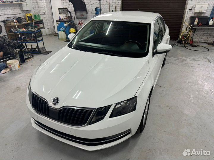 Стеклоподъемник задний левый Skoda Octavia A7 1.6