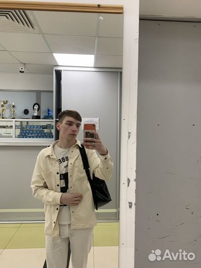 Бармен, кальянщик, бариста