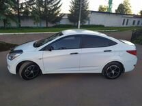 Hyundai Solaris 1.4 MT, 2016, 159 000 км, с пробегом, цена 929 000 руб.