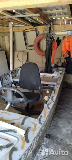 Лодка Воронеж с 2 мя моторами Нептун