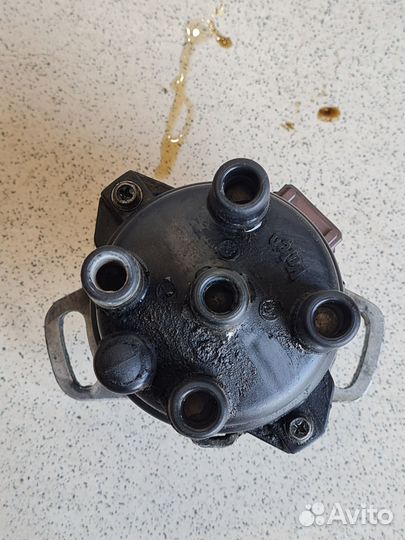 Трамблер Kia Magentis 2001г