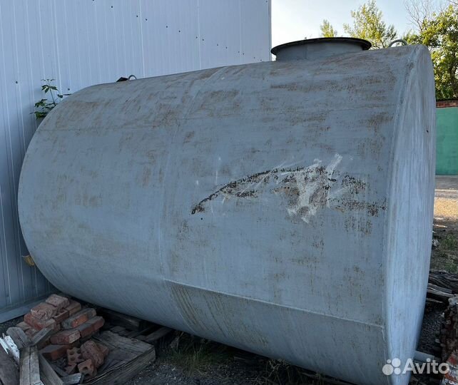 Емкость металлическая 10 кубов