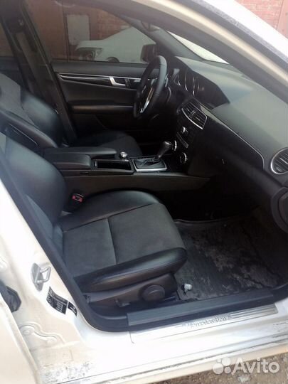 Автозапчасти Mercedes Benz W204 C180 рестайлинг