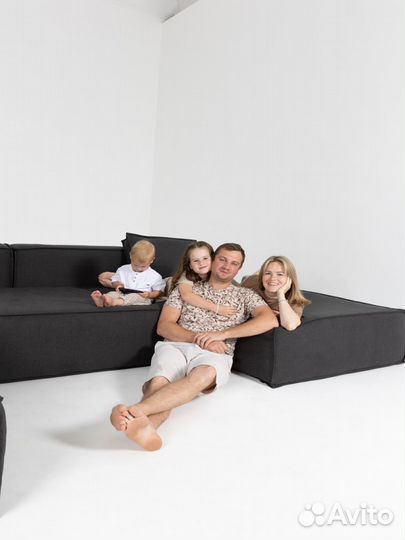 Диван со спальным местом 2700х1650 мм