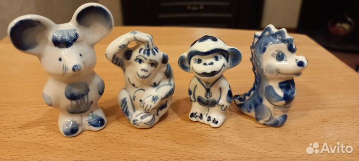Фигурки гжель. Статуэтки