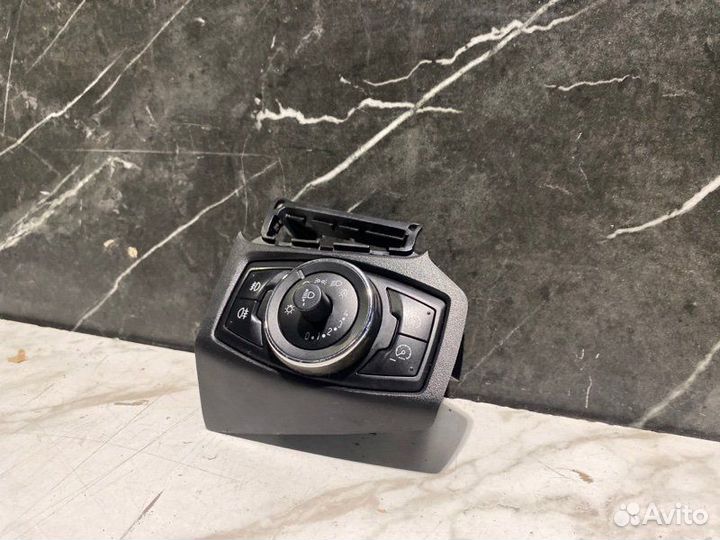 Блок управления светом Ford Focus pnda 2014