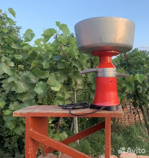 Сепаратор молока сич-80