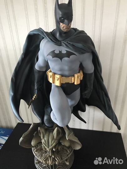 Batman statue premium format