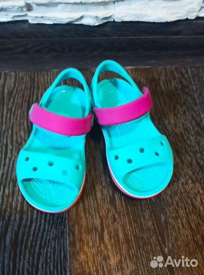 Сандали crocs для девочки 22 размер