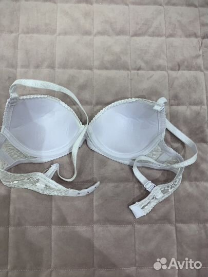 Бюстгальтер