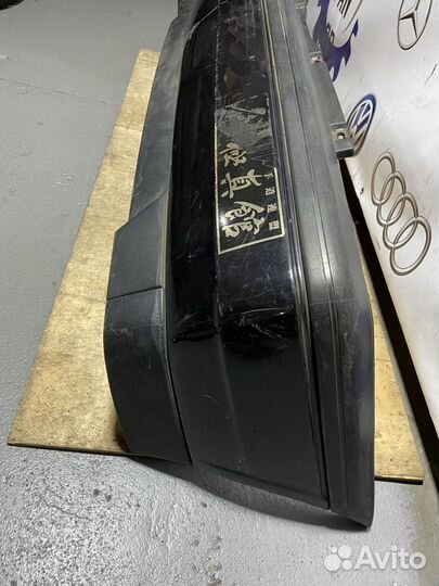 Задний Бампер Volkswagen Golf 3