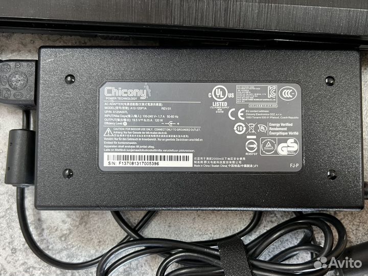 Ноутбук DNS W170ER