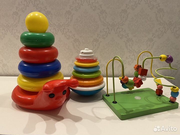 Развивающие игрушки для малышей